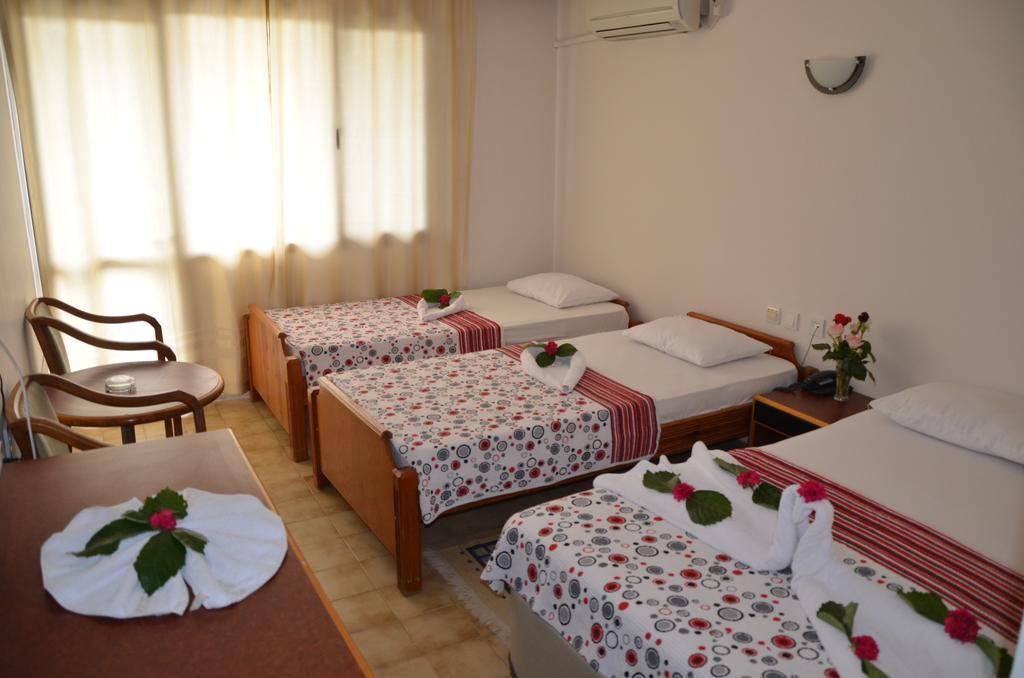 Dilek Hotel Menderes Szoba fotó